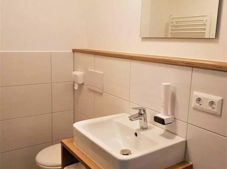 هتل Easy Sleep Apartment