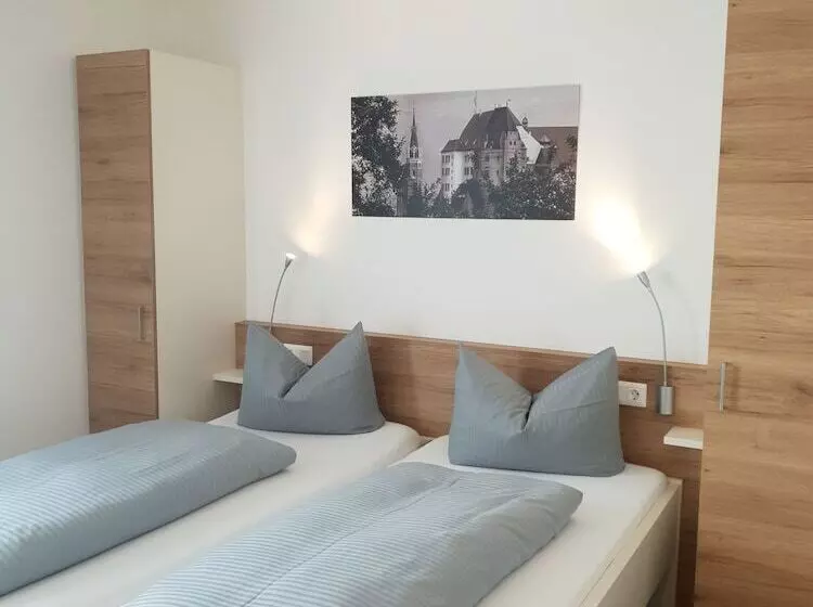 هتل Easy Sleep Apartment