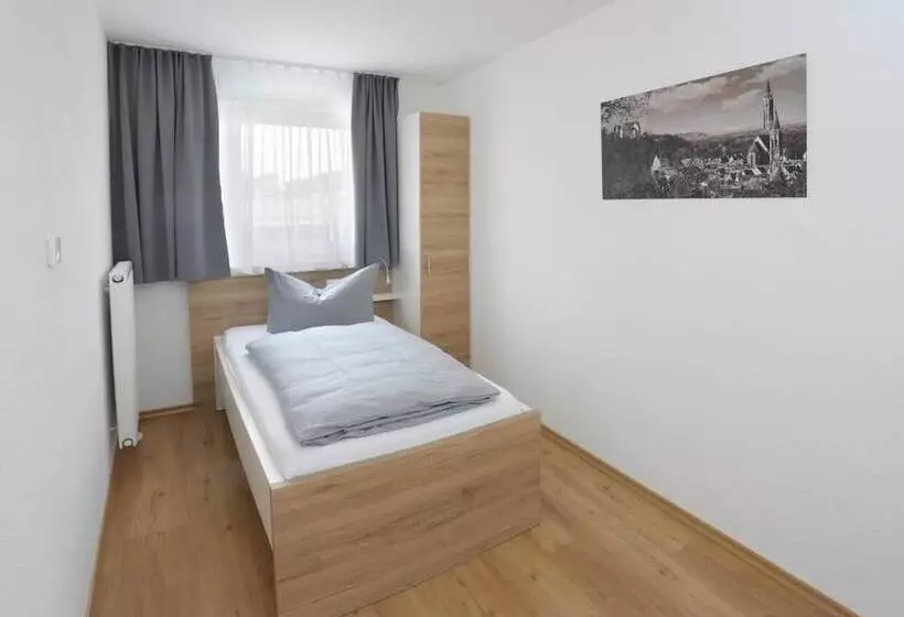 هتل Easy Sleep Apartment