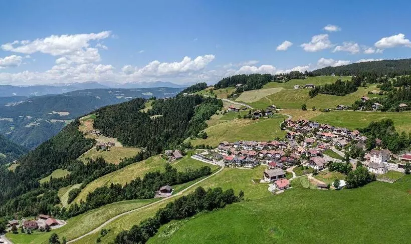 Hotelli Gasthof Mesnerwirt