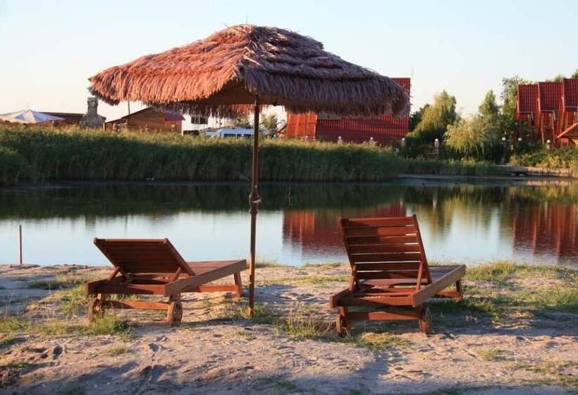 ホテル Golubaya Laguna