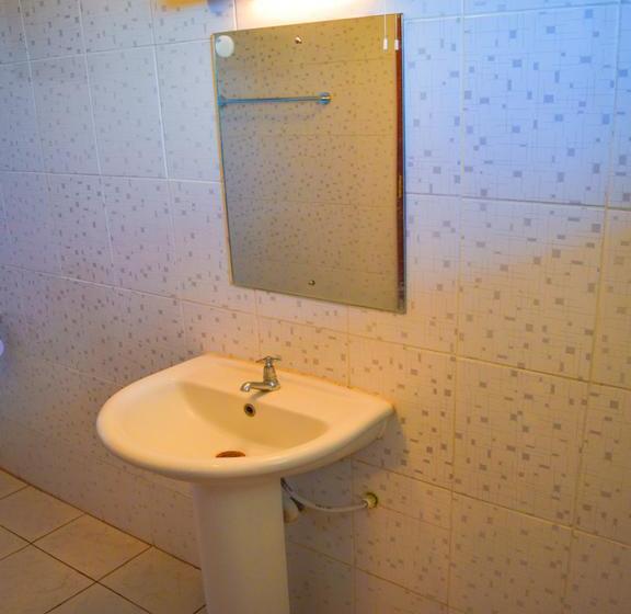 هتل Konza City Tranzit