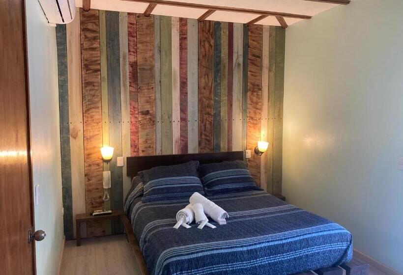 בית מלון כפרי La Petite France