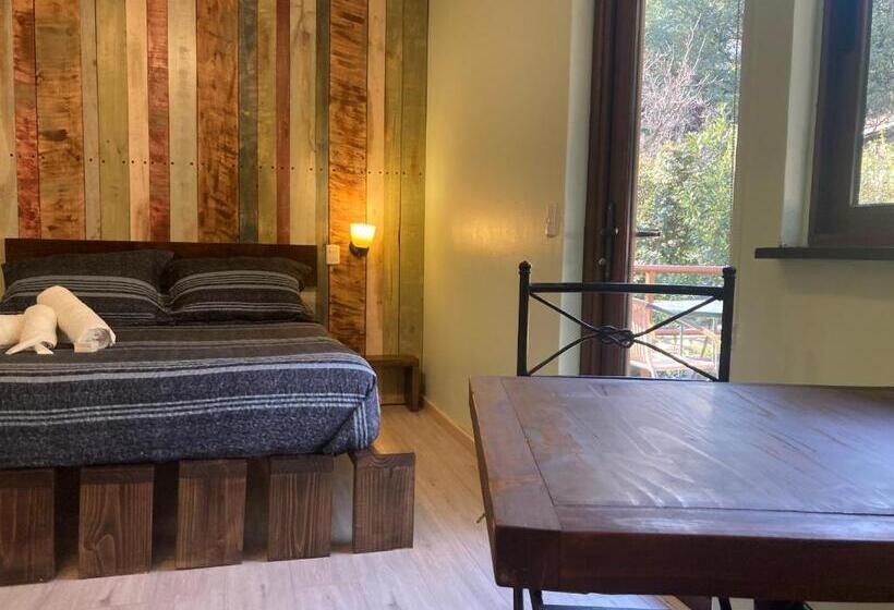 בית מלון כפרי La Petite France