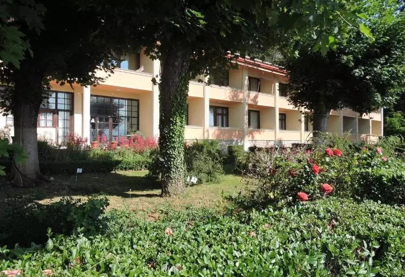 Lakeview Hotel And Resort
