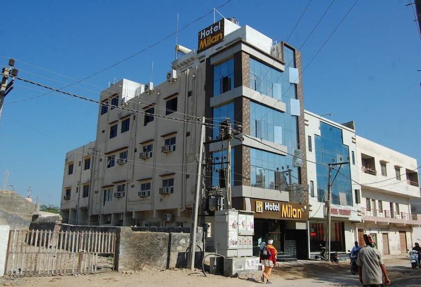 בית מלון כפרי Milan