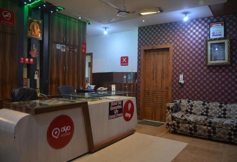 ホテル Paras Residency