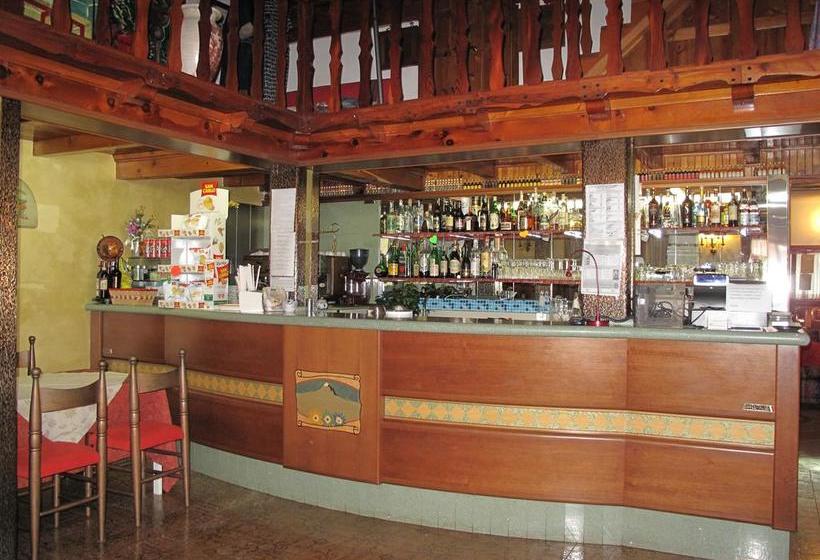 호텔 Ristorante La Nuova Fattoria