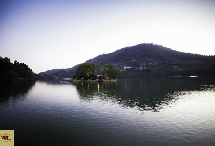 Отель Royal Rosette