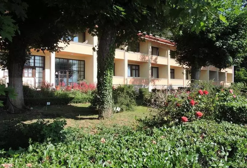 Lakeview Hotel And Resort