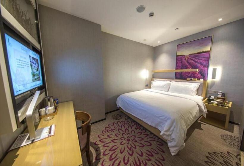 Lavande Hotel Taixing Jiangping Road