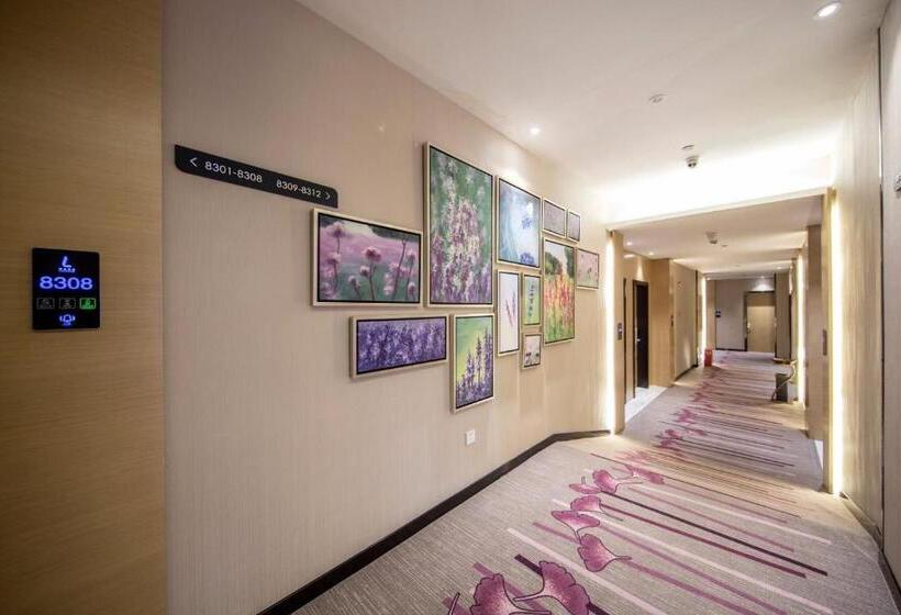 Lavande Hotel Taixing Jiangping Road