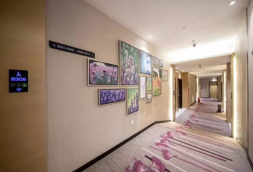 Lavande Hotel Taixing Jiangping Road