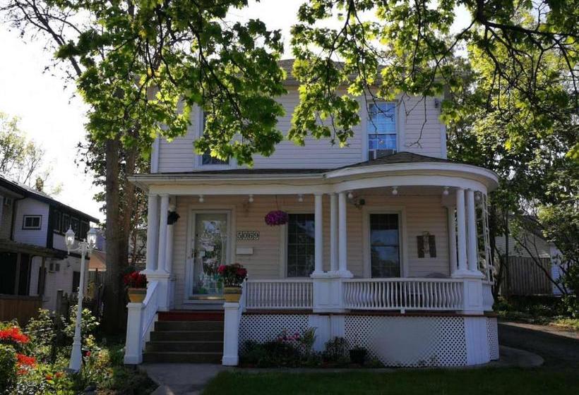 Accommodations Niagara Bed & Breakfast