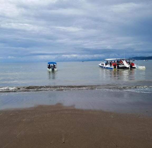 호스텔 Gitana Corcovado, Y Tour Operador