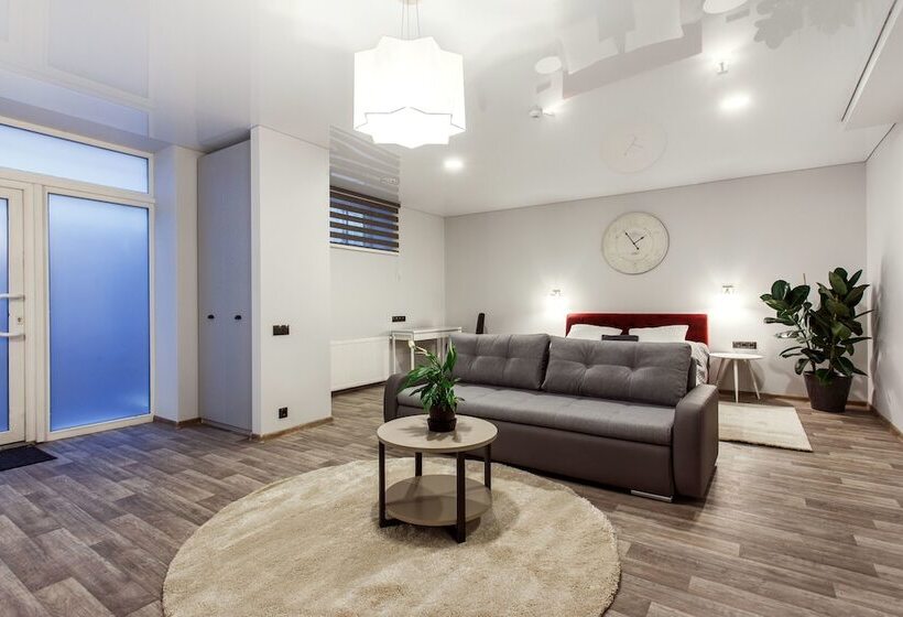 Old Town Trio Hostel Rooms