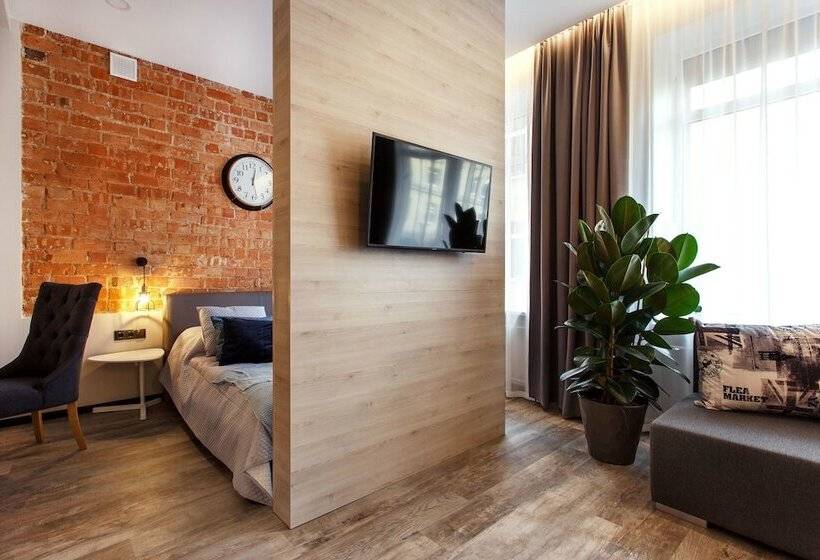 Old Town Trio Hostel Rooms