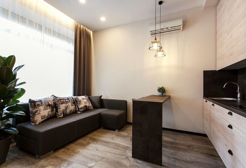 Old Town Trio Hostel Rooms