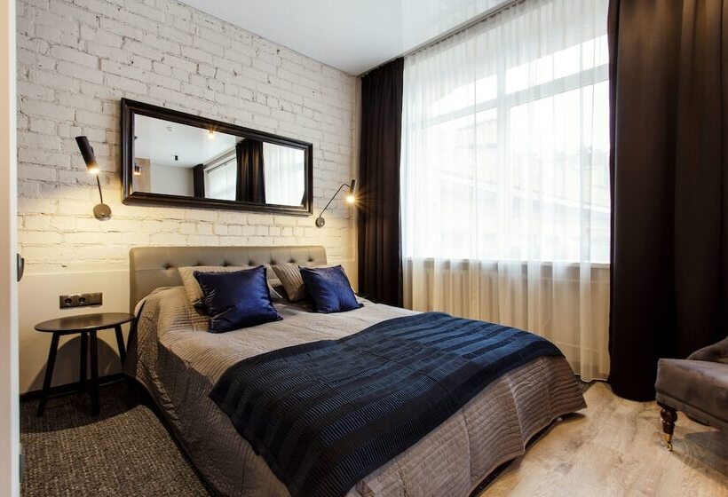 Old Town Trio Hostel Rooms