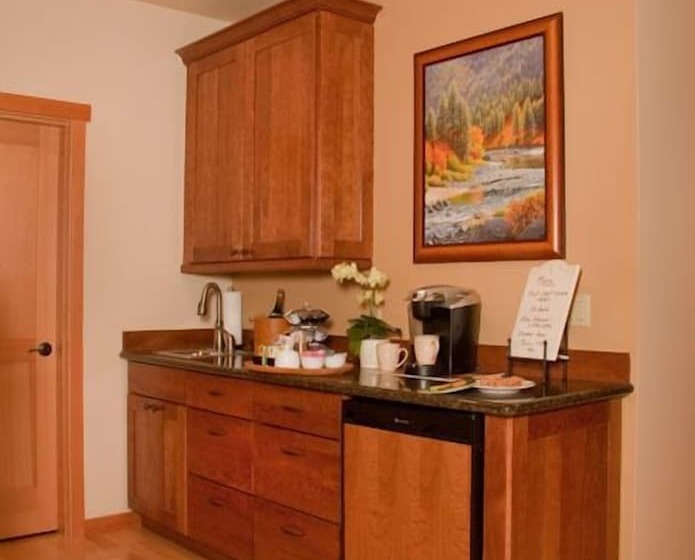 צימר Cascade Valley Inn