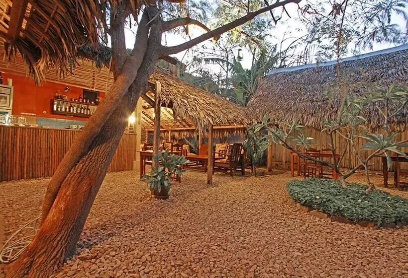 تختخواب و صبحانه Le Petit Paradis