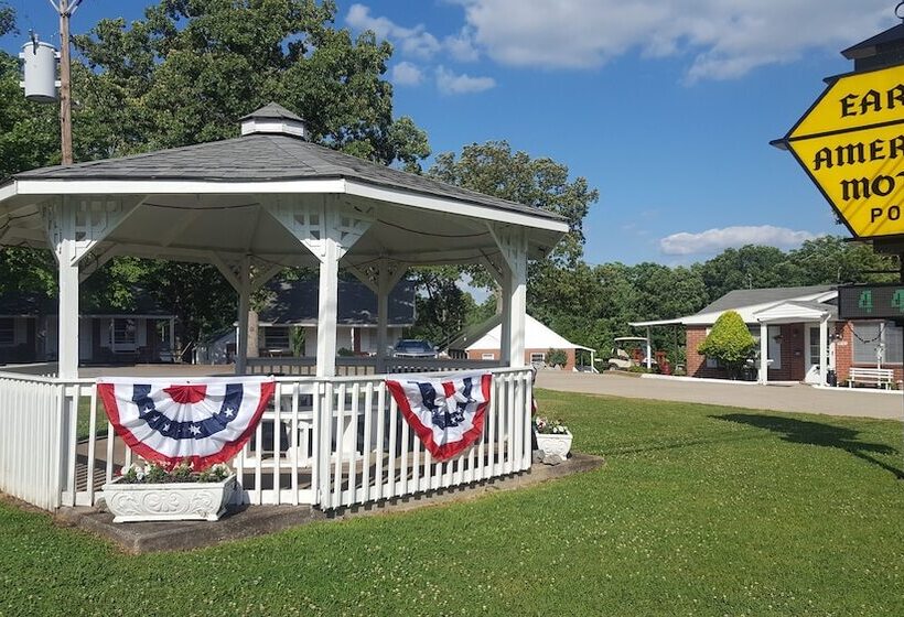 Early American Motel
