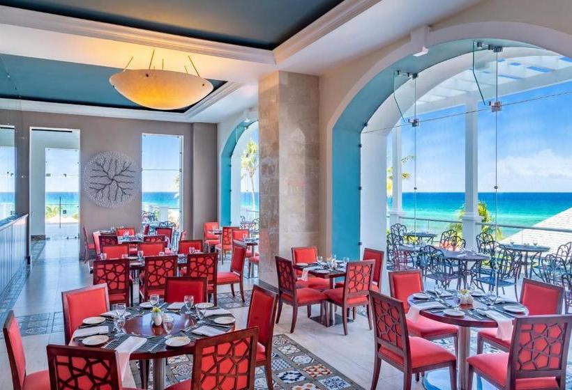 هتل Jewel Grande Montego Bay Resort And Spa