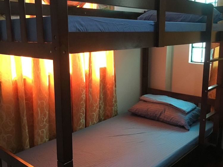 Joyful Island Hostel Mactan Beach