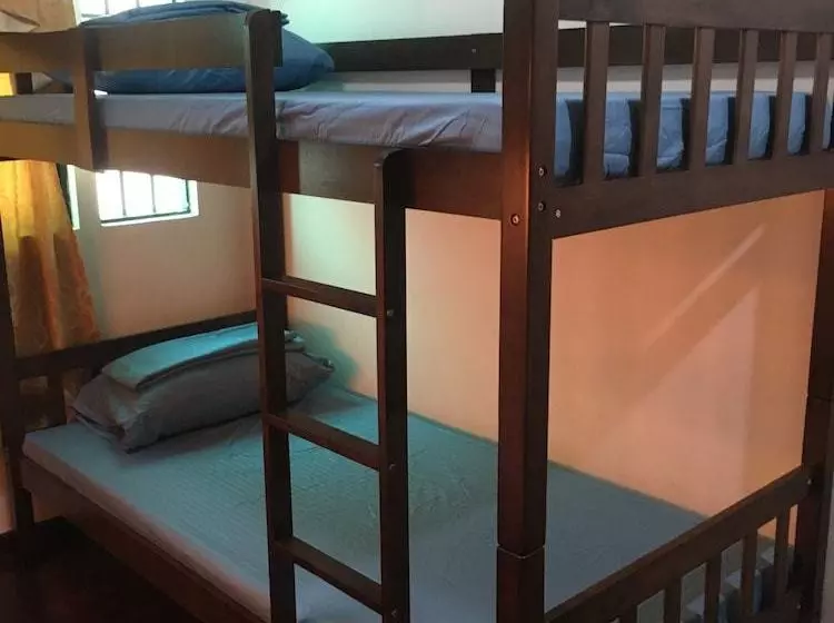 Joyful Island Hostel Mactan Beach
