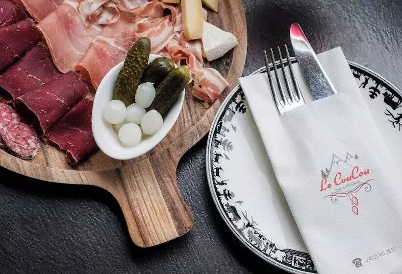 Le Coucou Hotel Restaurant & Lounge Bar
