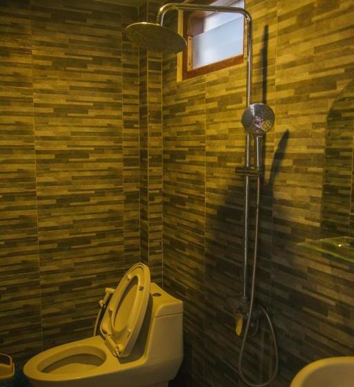 منتجع Freddies Santai Sumurtiga