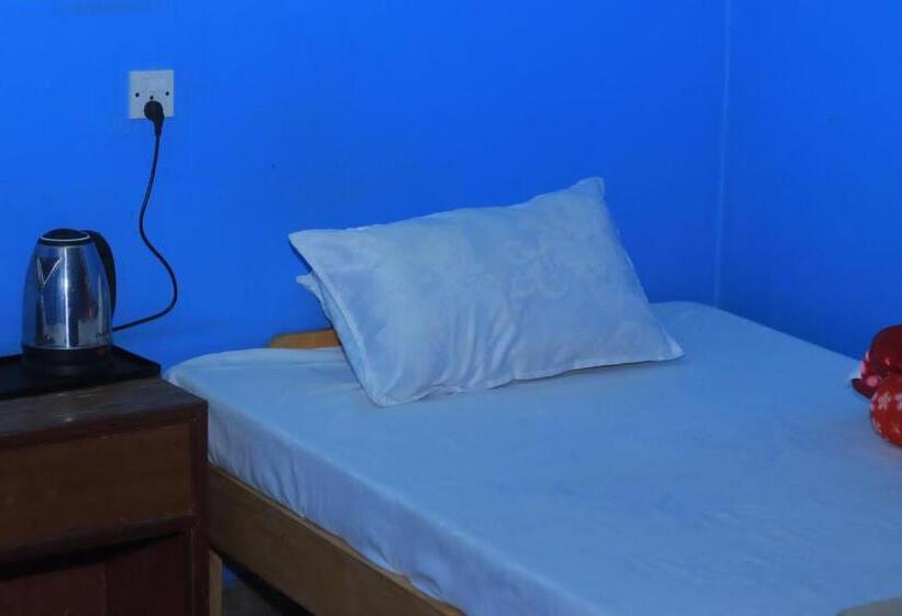 هاستل Goodday Backpackers