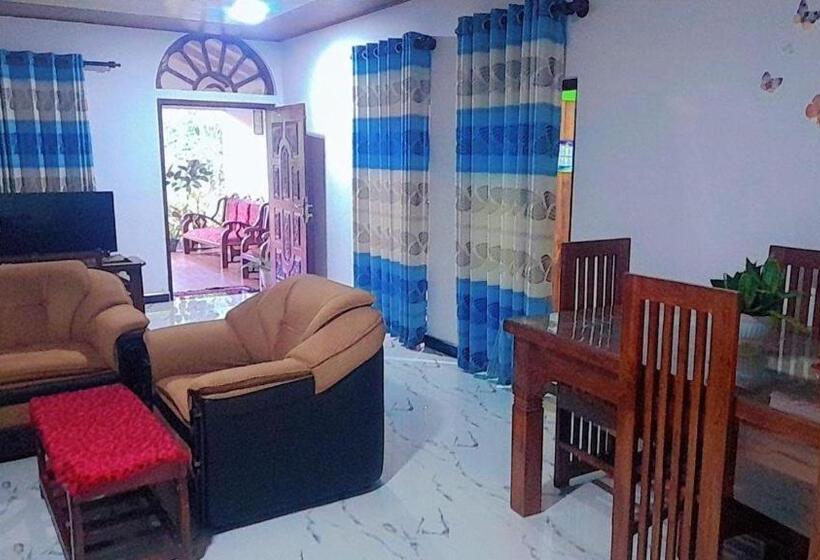 Bed and Breakfast Ovi House