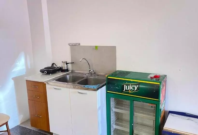 Hostel Flash Ulcinj