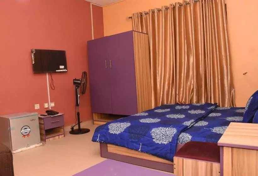 هتل کپسول Gracefield Hotel And Suites