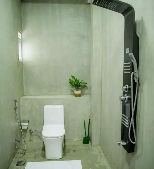 Hotelli Hirigala Beach Resort