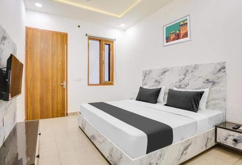 Отель O Grand Stay