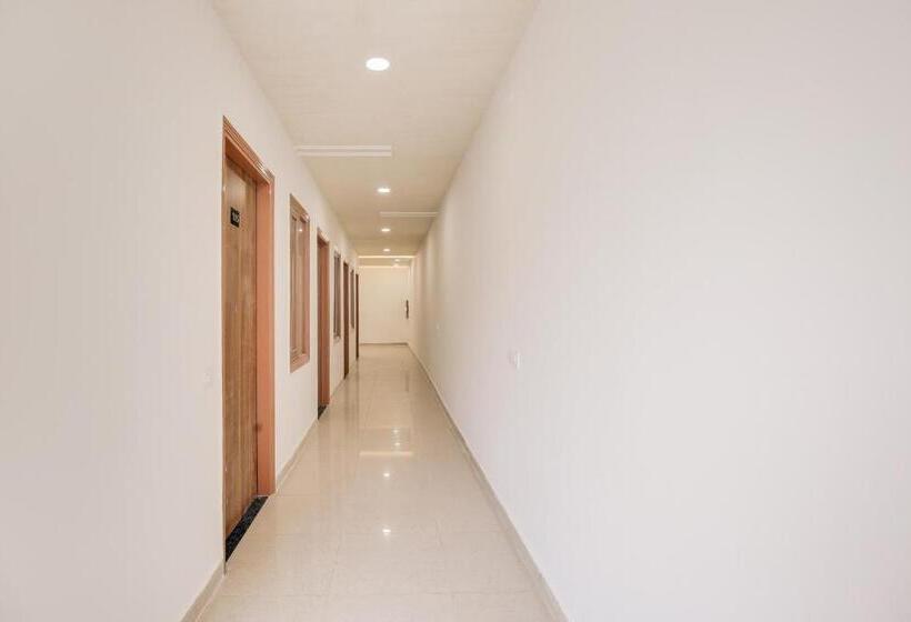 Отель O Grand Stay