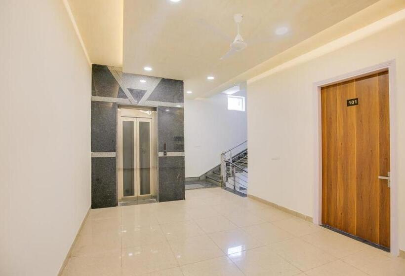 Отель O Grand Stay