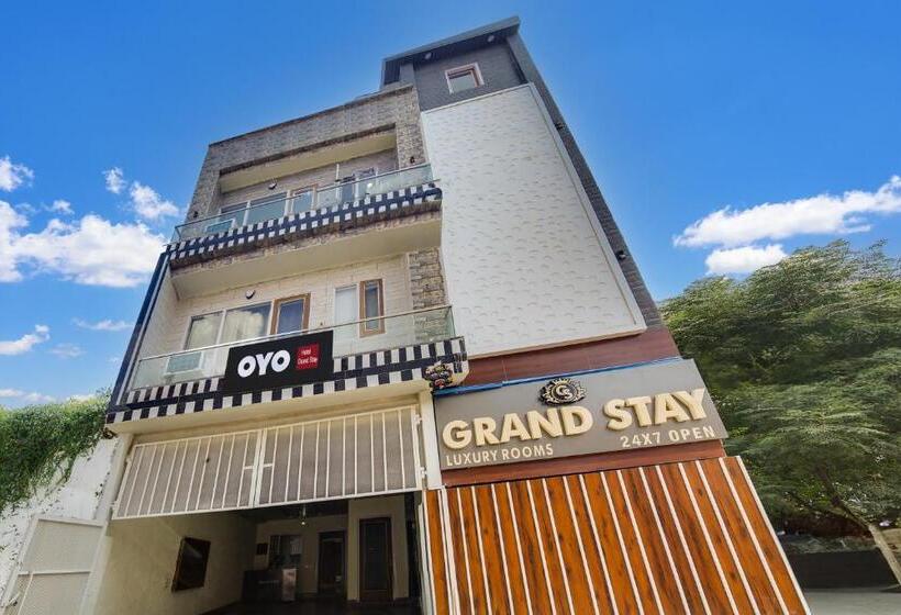 Отель O Grand Stay