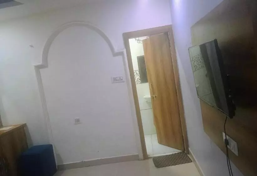ホテル Rudraksh Palace And Restaurant