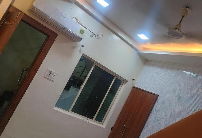 Hotel Rudraksh Palace And Restaurant