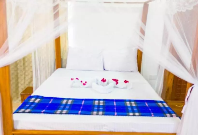 هتل Sands Inn