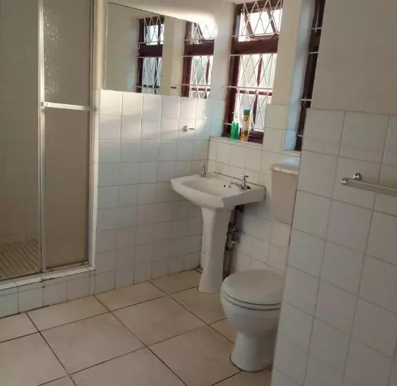 Majatalo Mlawu Guest House