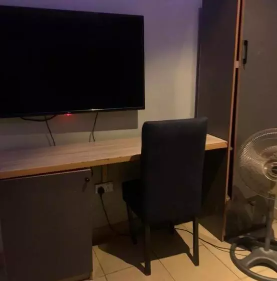 Thilda Hotel And Suites Ikotun
