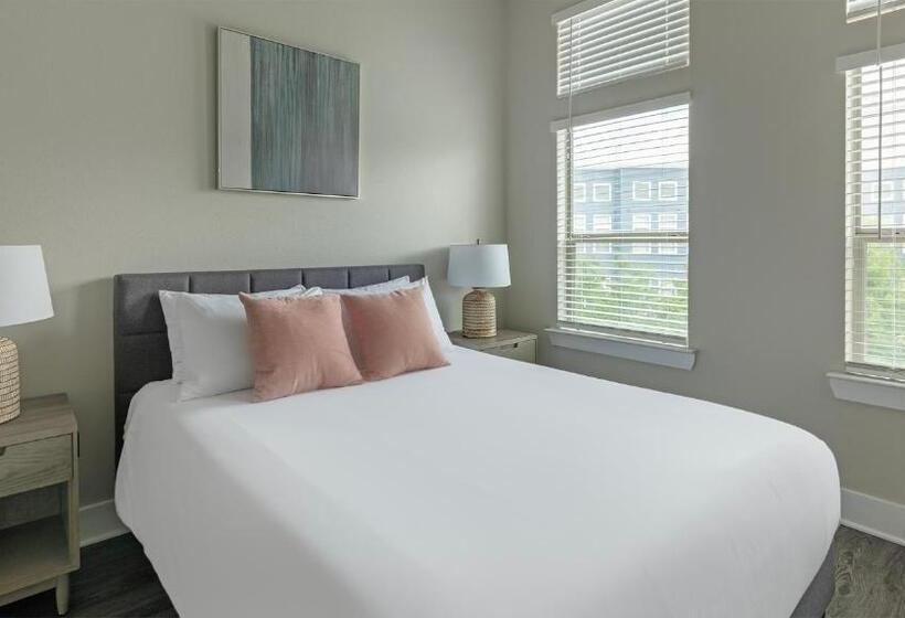 Voyager At Space Center By Barsala