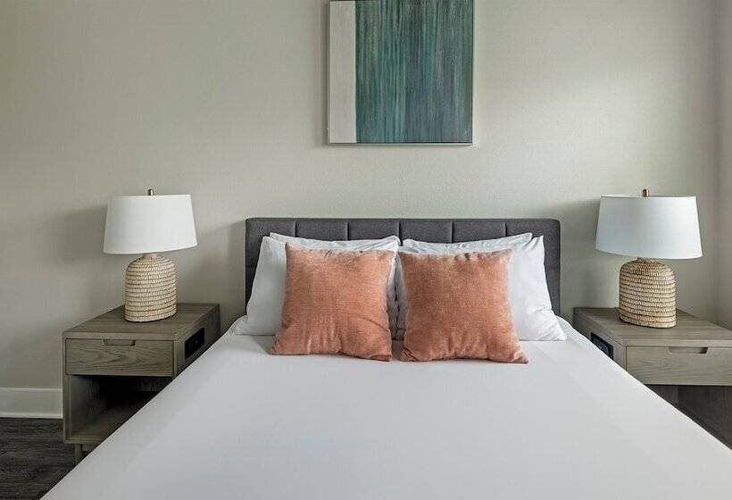 Voyager At Space Center By Barsala