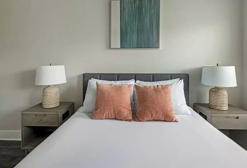 Voyager At Space Center By Barsala