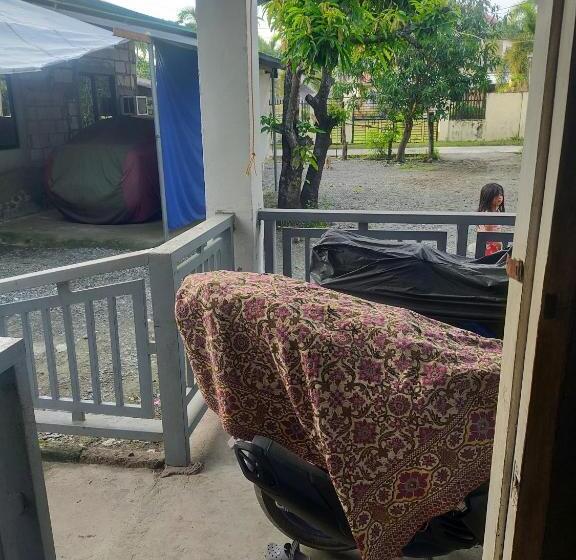 Nocleg ze śniadaniem Aliaga, Nueva Ecija, Philippines