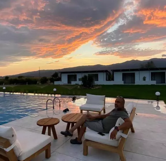 Aamiaismajoitus (B&B) Casa Mora Zeytinli